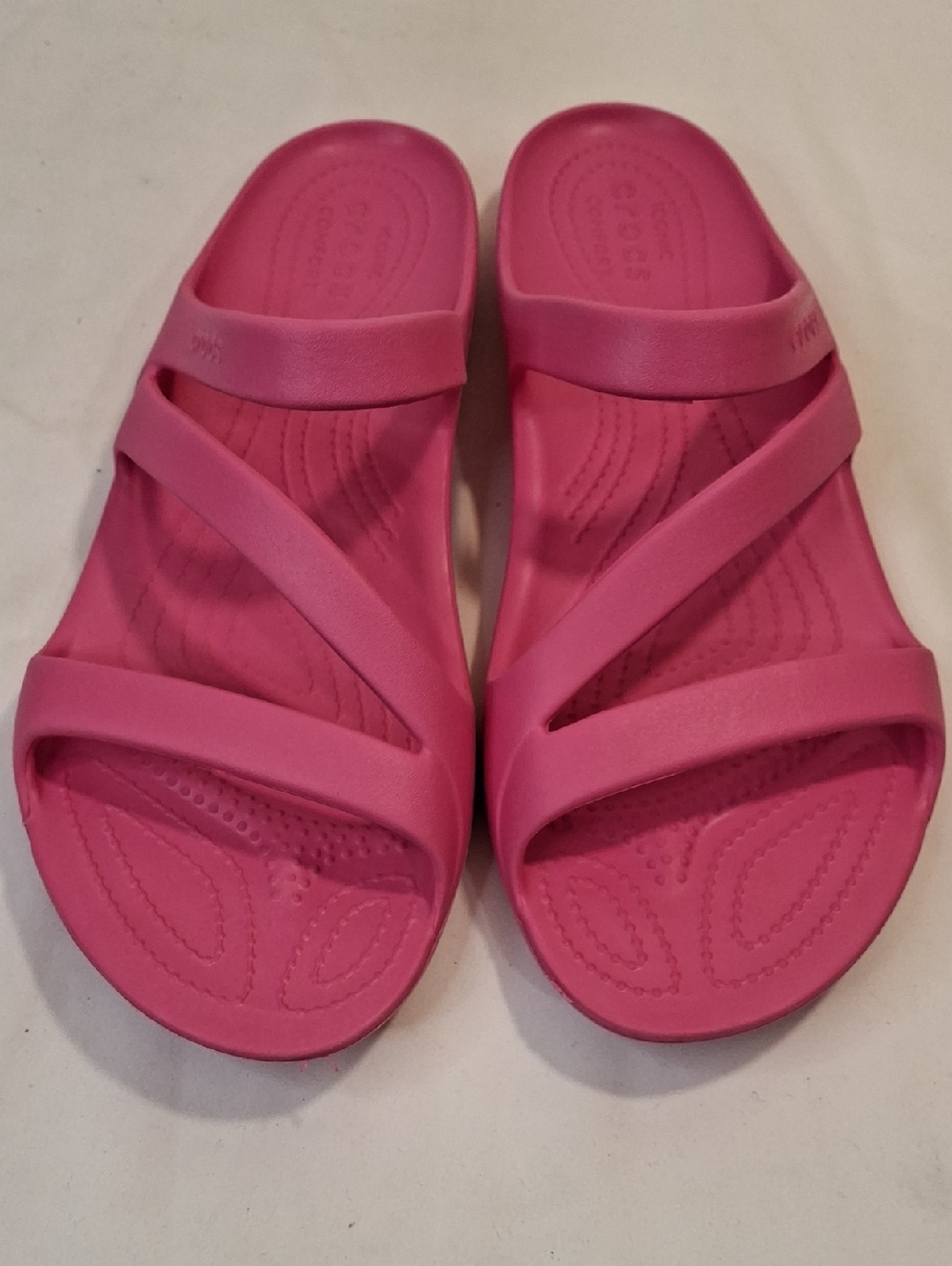 CROCS Women's Kadee11Dream Hot Pink Triple-Strap Slide Sandals.